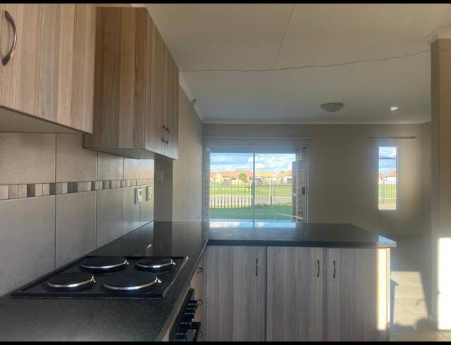3 BEDROOM TOWNHOUSE FOR SALE IN WATERKLOOF